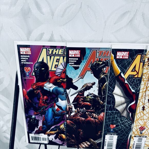 The New Avengers 12-27 Lot Civil War Hawkeye as Ronin - Picture 2 of 7